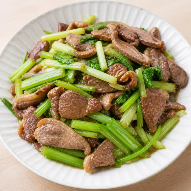 芹菜炒鸭肉