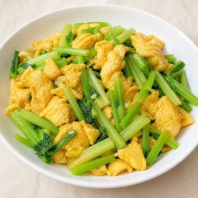 芹菜炒鸡蛋